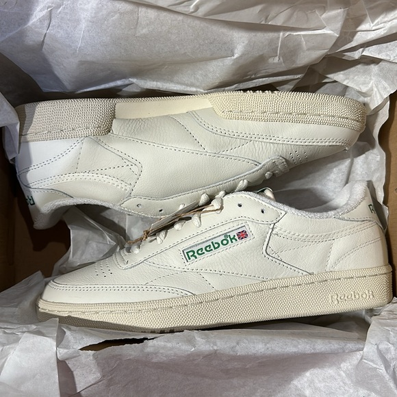 Reebok Club C 85 Vintage Shoes 9 - Picture 2 of 4